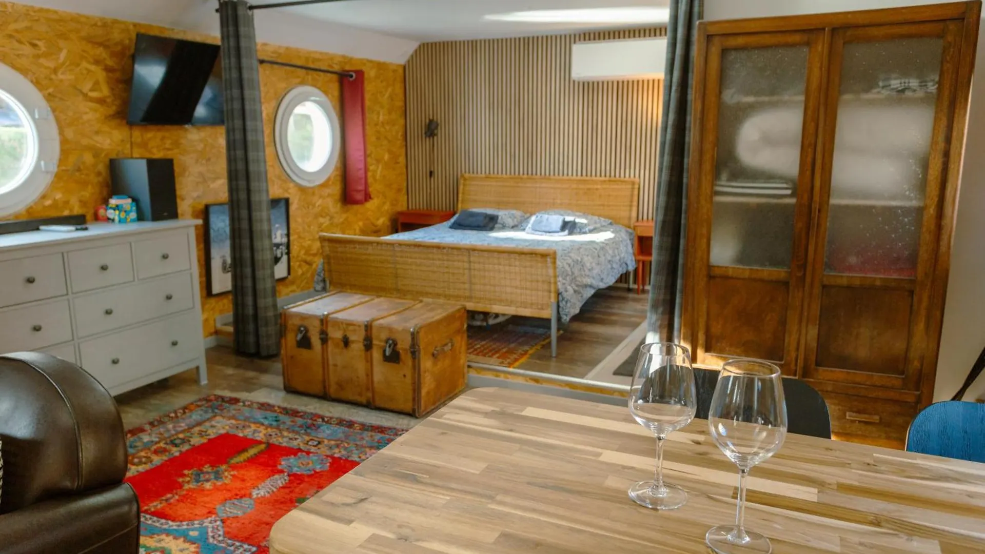 Apartment Magnifique Peniche Cosy Et Spacieuse A Toulouse